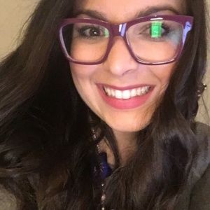 Meet your Posher, Andrea